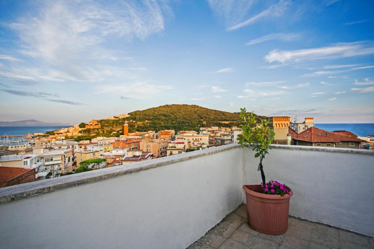 B&B Al Blu Gaeta Bagian luar foto